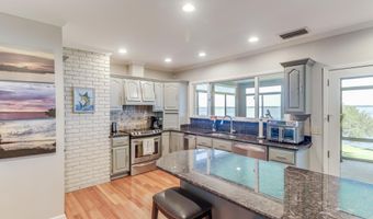 435 Christi Ln, Biloxi, MS 39531