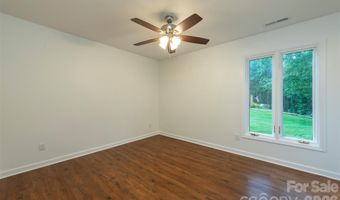 129 Colony Dr, Arden, NC 28704