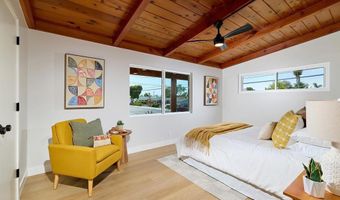1710 Valley Pl, Carlsbad, CA 92008