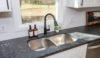 20 Seminole Ln, Arcanum, OH 45304