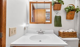 976 Vinegar Hill Rd, Bedford, IN 47421