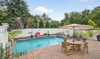 108 Buckeye Br, Athens, GA 30605