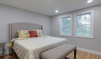 17 Ravine Rd, Billerica, MA 01821