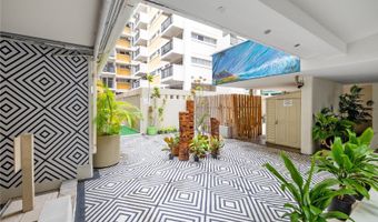2463 Kuhio Ave 607, Honolulu, HI 96815