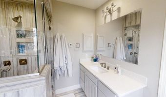 39 Valley Dr, Casper, WY 82604