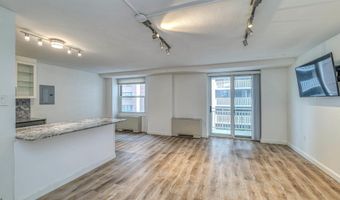 101 S PLAZA Pl, Atlantic City, NJ 08401