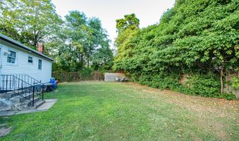 20 Lupidia St, Amityville, NY 11701