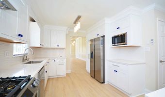 2501 EASTERN POINT Ct, Annapolis, MD 21401