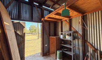 702 W Eagle Pass, Alpine, TX 79830