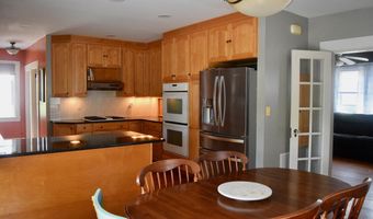 99 S Main St, Acushnet, MA 02743
