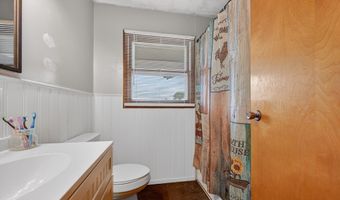 147 Iron Ore Ln, Barren Springs, VA 24313