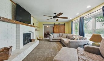 1633 N 600 Rd, Baldwin City, KS 66006