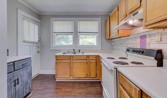 103 105 Woodrow St, Belton, SC 29627