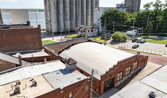 309 Wall St, Alton, IL 62002