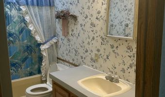 5560 Mcclain Rd, Lima, OH 45806