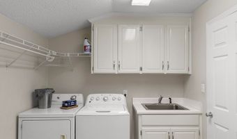 1033 Lakeview St, Abbeville, AL 36310