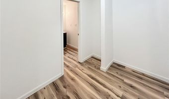 2945 Georgian Manor Dr, Alpharetta, GA 30022
