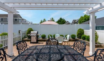 512 Main Ave #4, Bay Head, NJ 08742