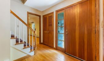 60 Boulder Dr, Auburn, ME 04210
