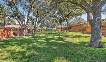 1813 Clare Dr, Alice, TX 78332