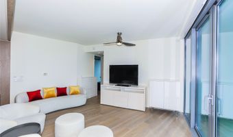 1000 Auahi St 3415, Honolulu, HI 96814