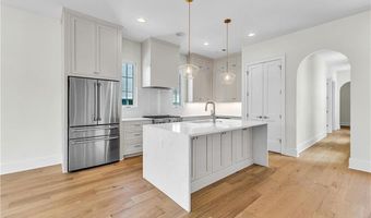 546 ARBOR Dr, Auburn, AL 36830