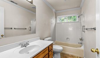 380 Hemlock Ln, Ashland, OR 97520