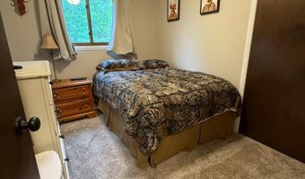 430 SUNSET Dr, Antigo, WI 54409