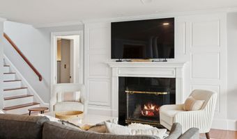 122 Pipers Pt, Alton, NH 03809