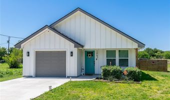 1047 N King St, Alice, TX 78332