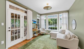 42869 NASHUA St, Ashburn, VA 20147