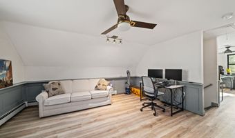 162 Lakeside Oaks Dr, Barrington, NH 03825