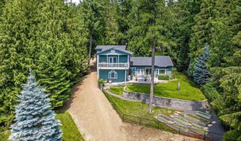 512 River Dr, Clark Fork, ID 83811