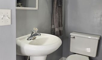 1046 E Gorham St, Madison, WI 53703