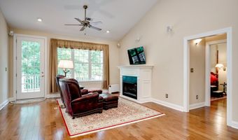 133 Cottonwood Creek Ln, Aiken, SC 29803