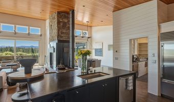 62608 Sparrow Hawk Cir, Bend, OR 97703