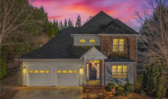 200 Scottsdale Dr, Advance, NC 27006