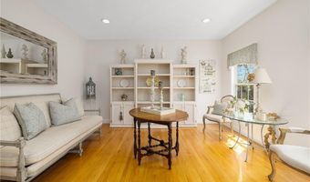 279 Alpine Estates Dr, Cranston, RI 02921