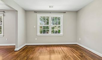 3802 IVANHOE Ln, Alexandria, VA 22310