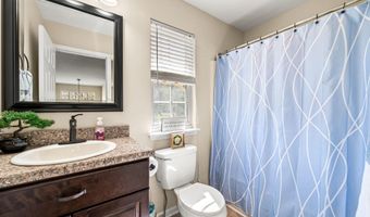 42 EMERALD RIDGE Dr, Bear, DE 19701