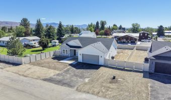 205 W 1st. St W, Carey, ID 83320