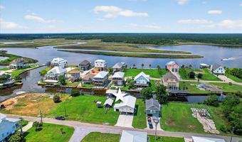 4031 Bank St, Bay St. Louis, MS 39520