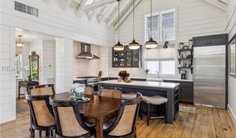 752 Old Moreland Rd, Bluffton, SC 29910