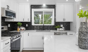 19080 SW BROOKLAWN Pl, Beaverton, OR 97003