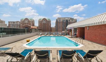 1001 N VERMONT St 804, Arlington, VA 22201