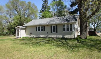 454 Center St, Adams, WI 53910