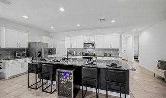 2516 W SEAVER Ave, Apache Junction, AZ 85120