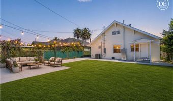 2041 W 29th Pl, Los Angeles, CA 90018