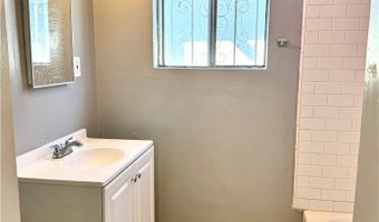227 E 111th St, Los Angeles, CA 90061