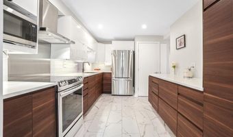 5904 MOUNT EAGLE Dr 108B, Alexandria, VA 22303